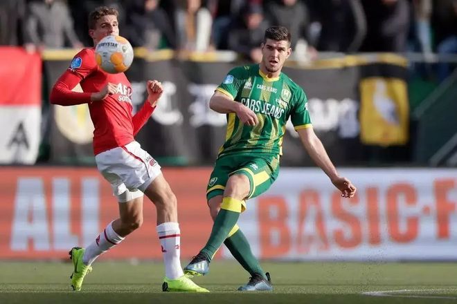 他在我们心 他在我们心