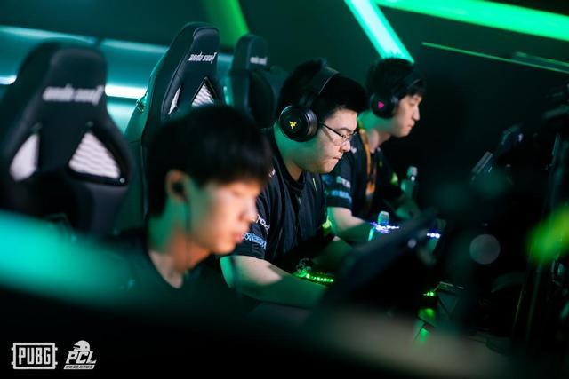 体现了对队 体现了对队