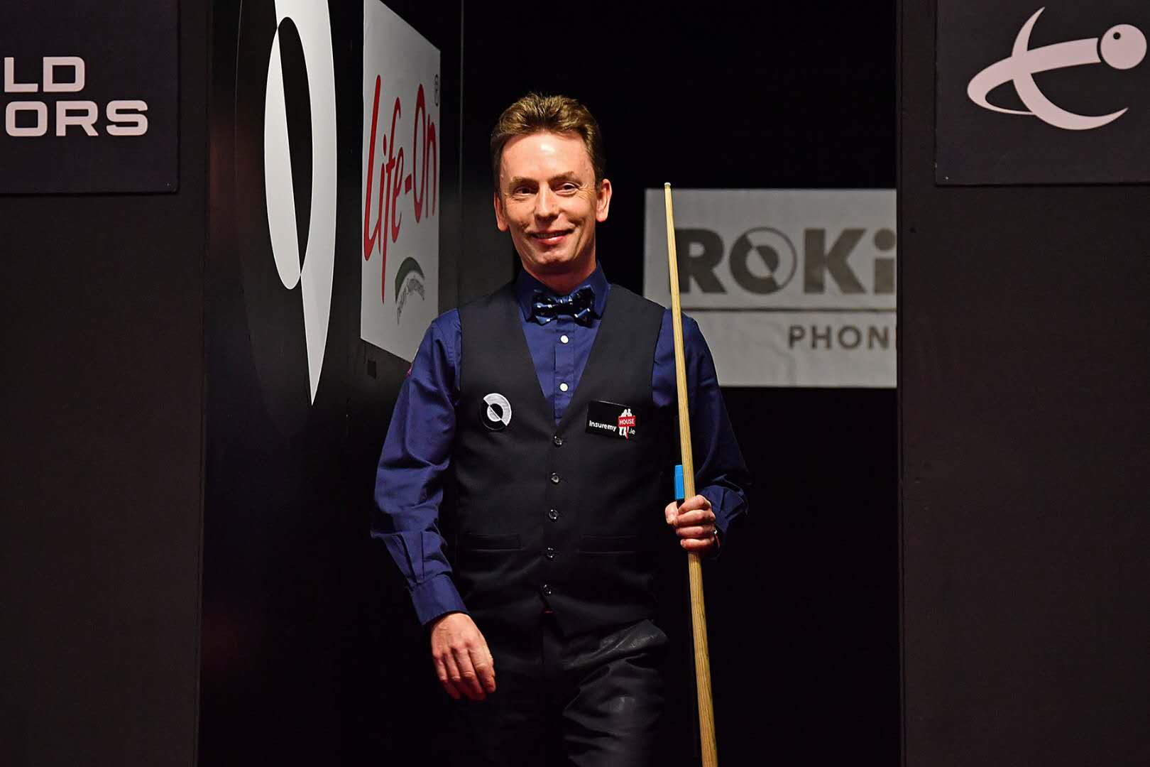 对方球员在 对方球员在